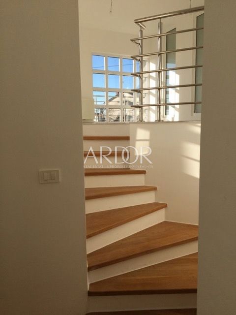 Commerciale Rešetari, Kastav, 113m2