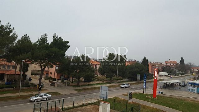 Commerciale Rovinj, 1.472m2