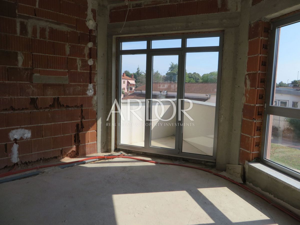 Commerciale Rovinj, 1.472m2