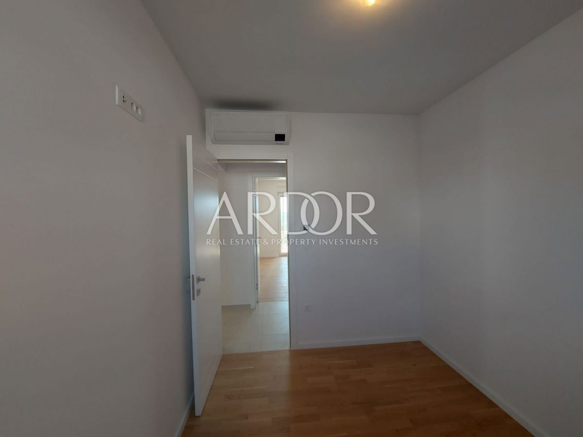 Appartamento Gajac, Novalja, 309m2