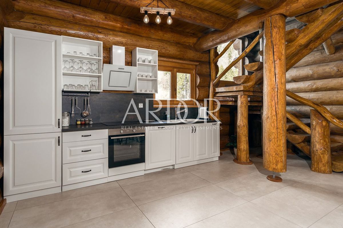 Casa Fužine, 220,18m2