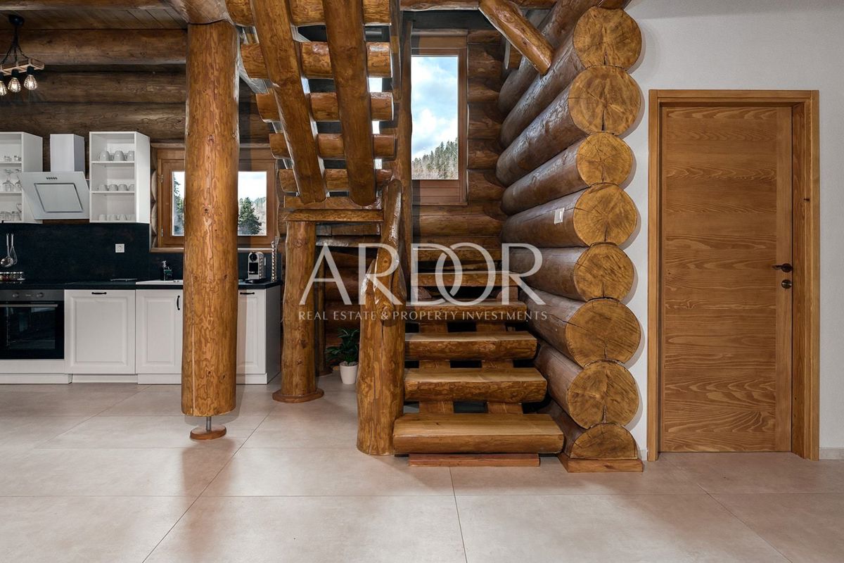 Casa Fužine, 220,18m2