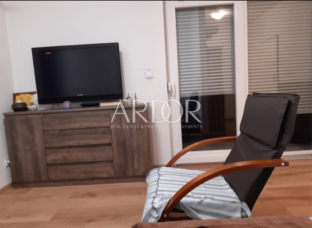 Appartamento Mladenići, Viškovo, 60m2