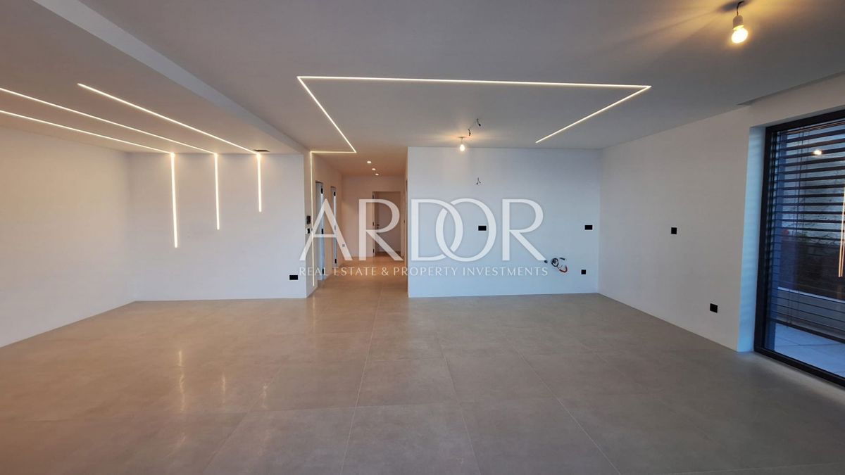 Appartamento Opatija - Centar, Opatija, 144m2