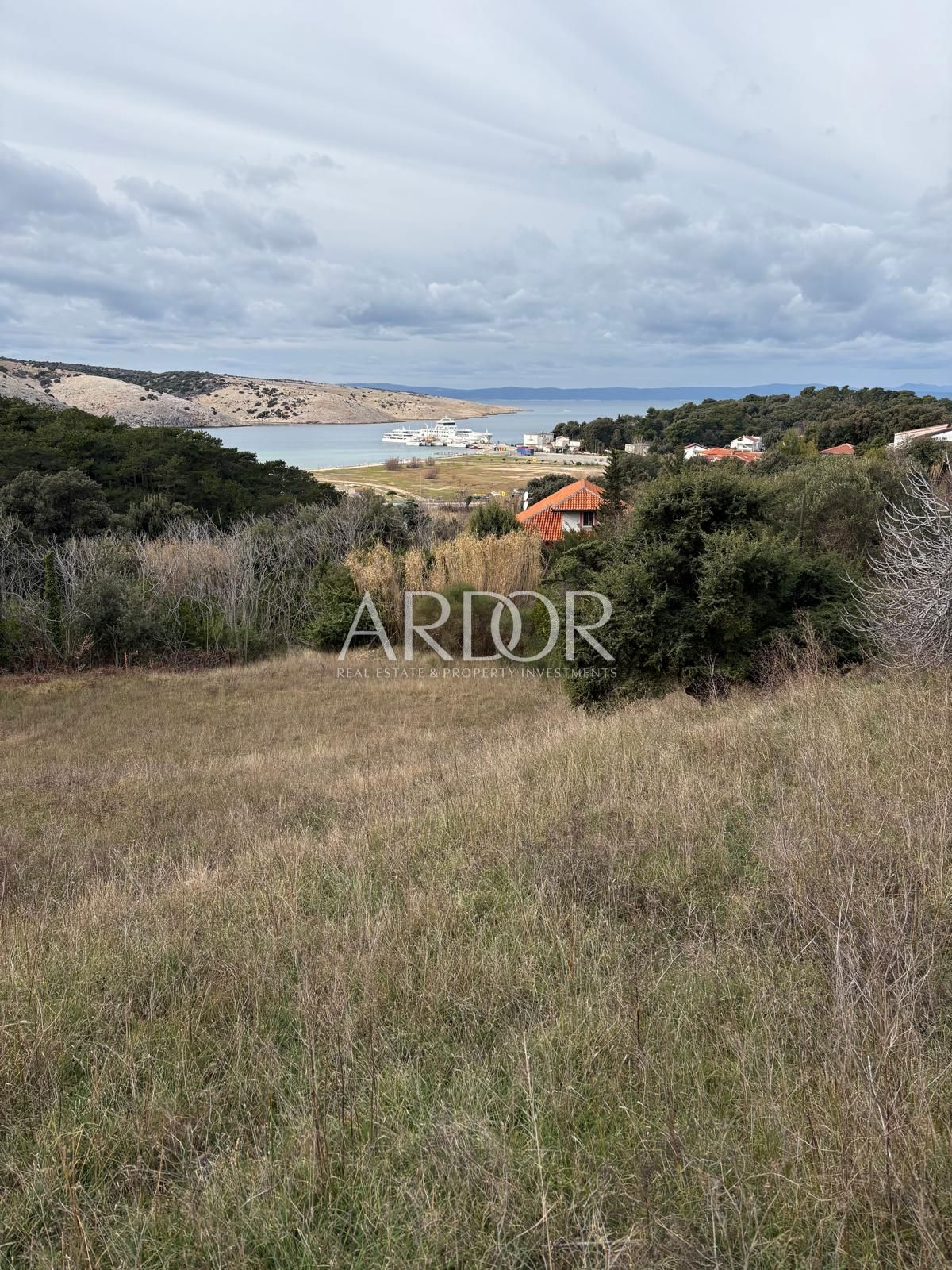 Terreno Lopar, Rab, 1.402m2