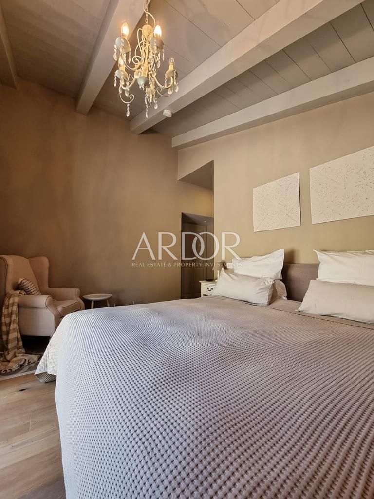 Casa Radetići, Tinjan, 360m2