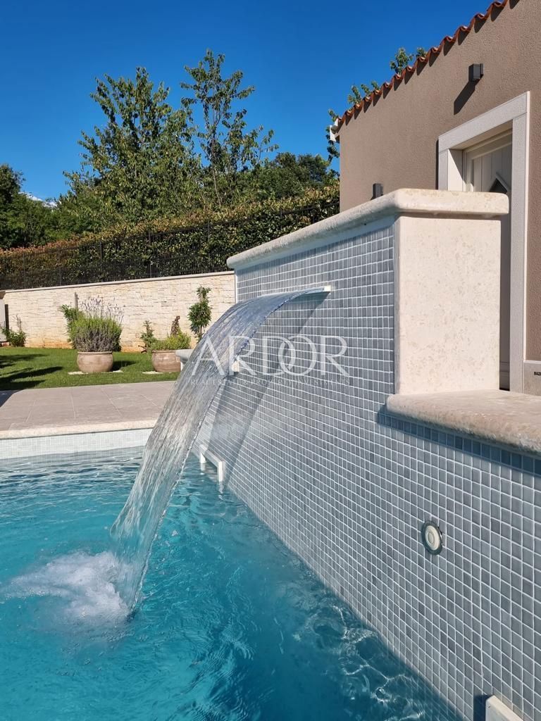 Casa Radetići, Tinjan, 360m2