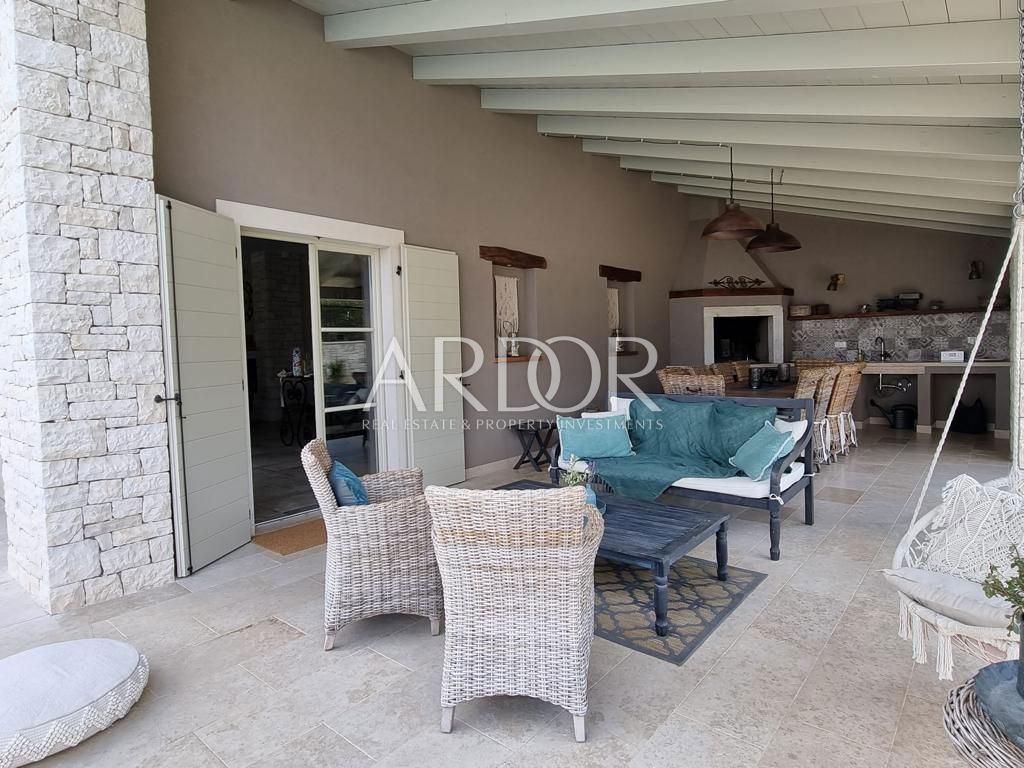 Casa Radetići, Tinjan, 360m2