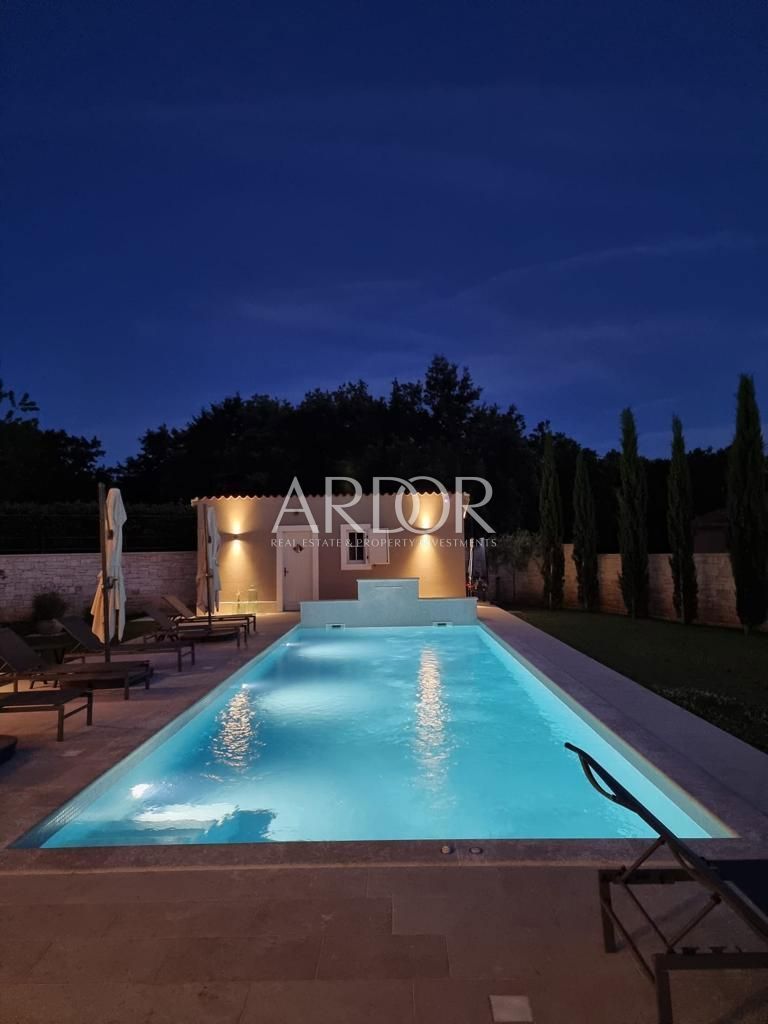 Casa Radetići, Tinjan, 360m2