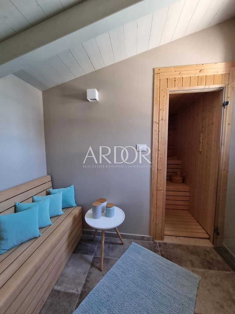 Casa Radetići, Tinjan, 360m2