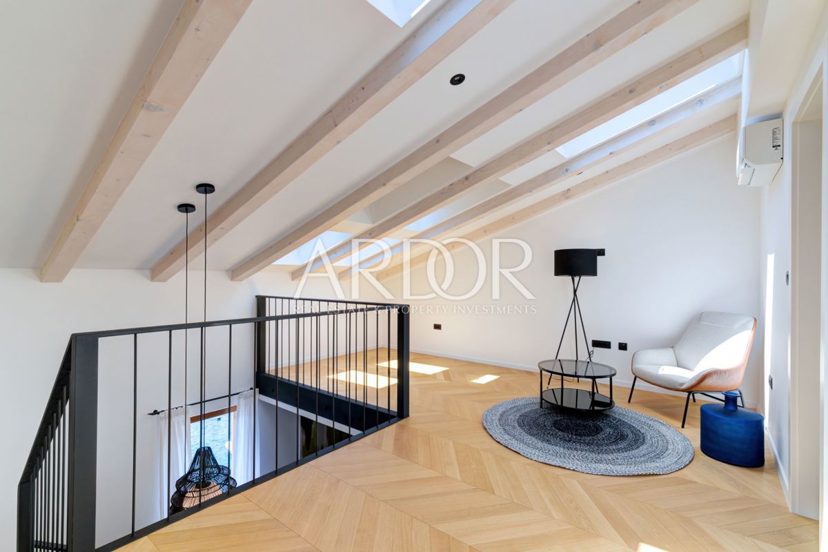 Appartamento Opatija - Centar, Opatija, 211m2