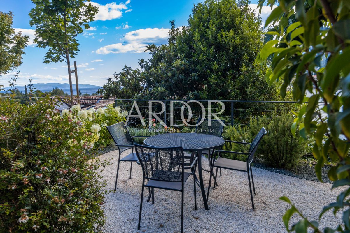 Appartamento Opatija - Centar, Opatija, 211m2