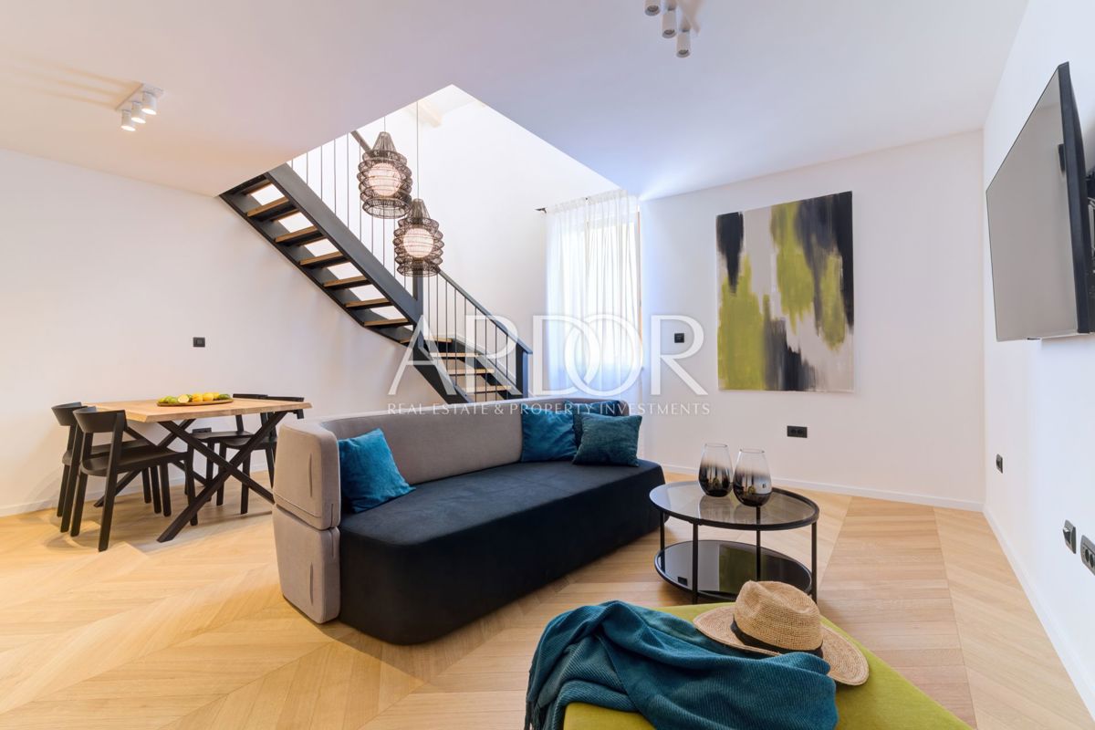 Appartamento Opatija - Centar, Opatija, 211m2