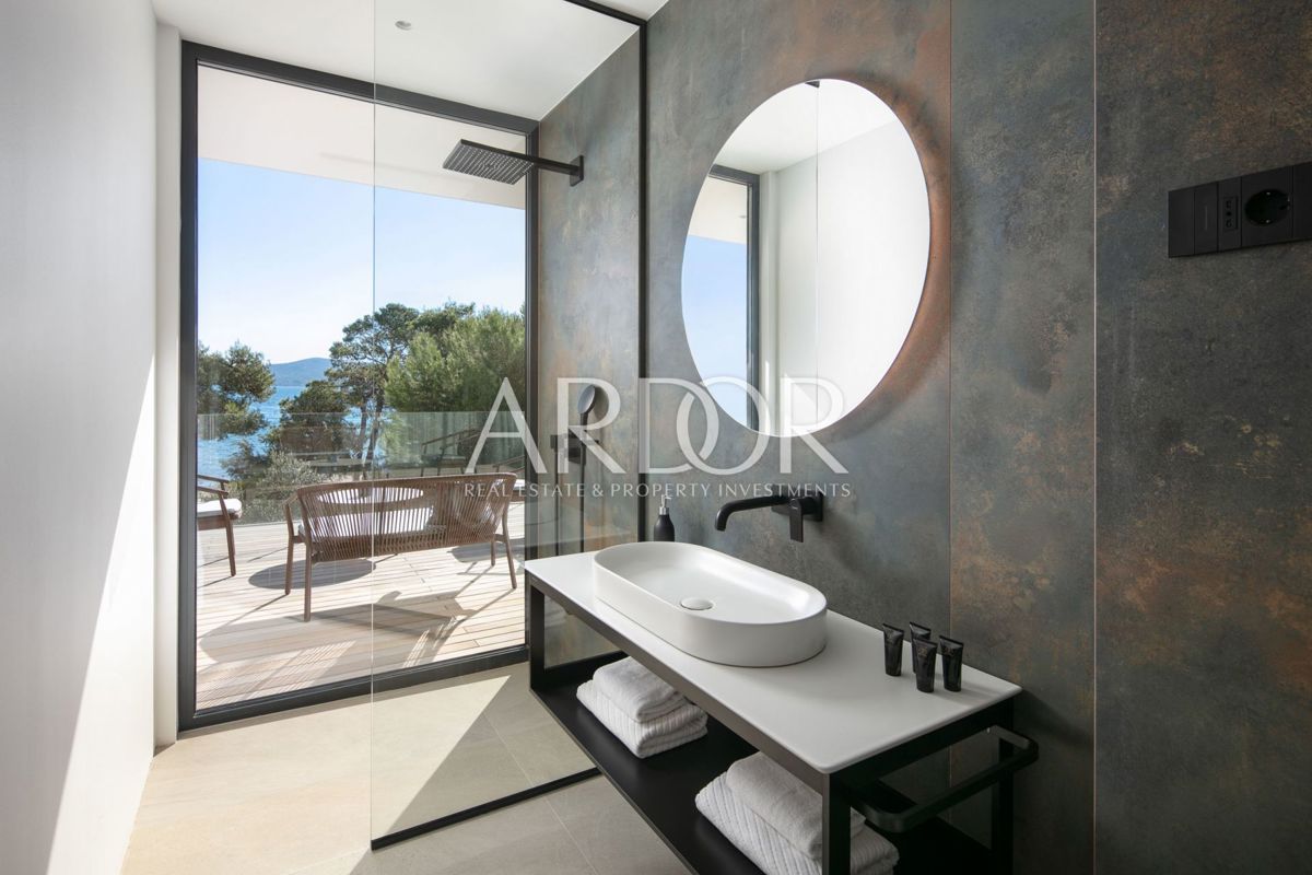 Villa Zadar, 360m2