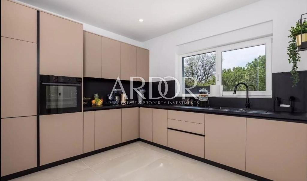 Casa Krk, 175m2