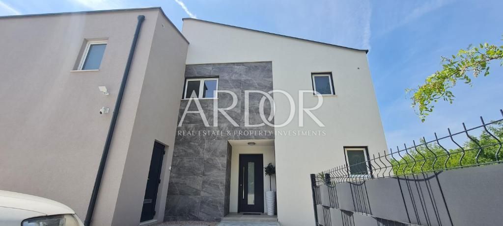 Casa Krk, 175m2