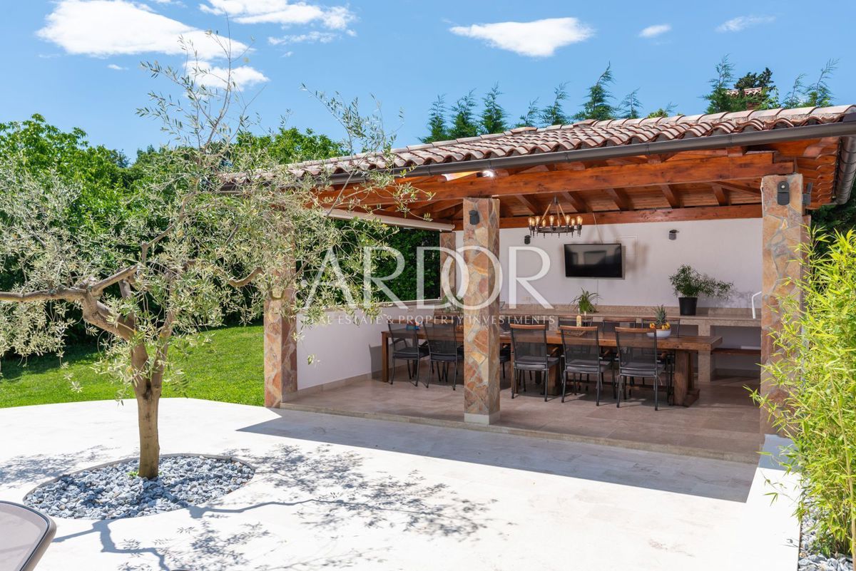 Casa Pićan, 450m2