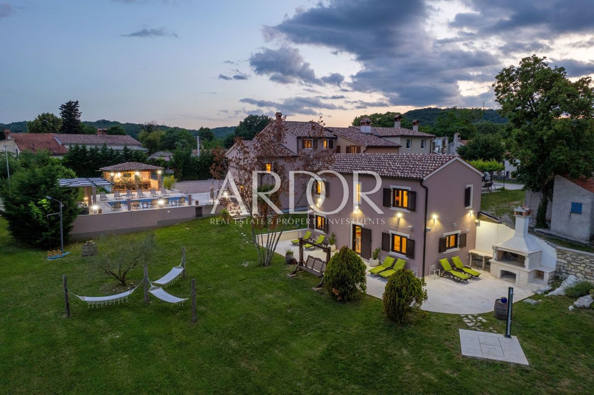 Casa Pićan, 450m2