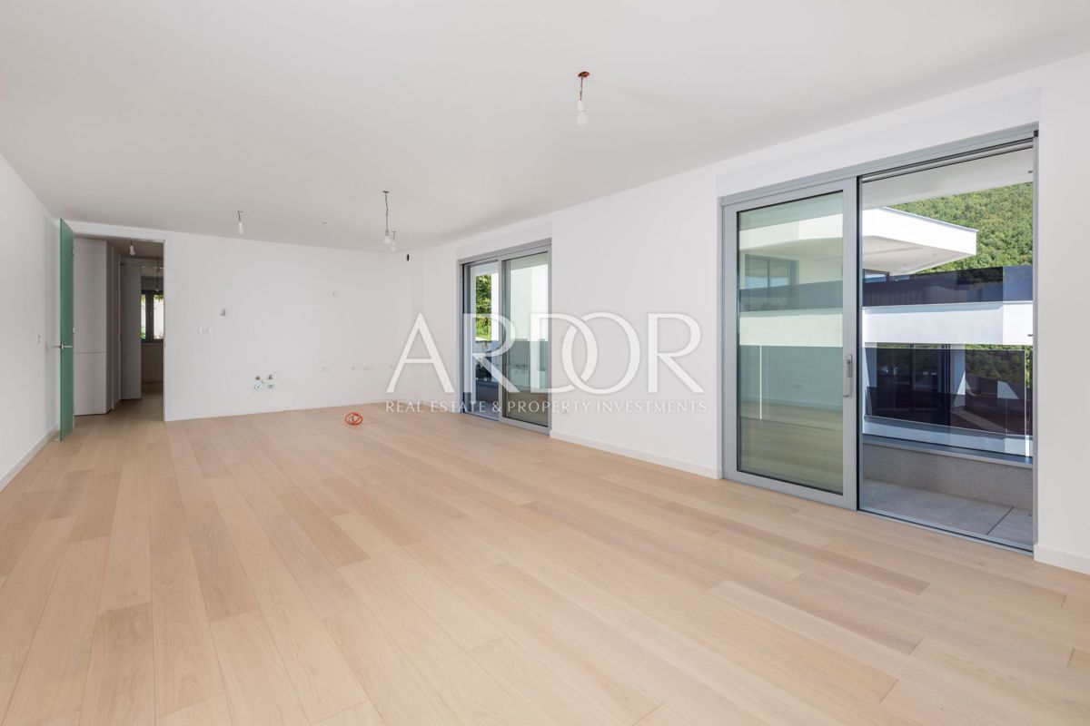 Appartamento Opatija - Centar, Opatija, 545m2