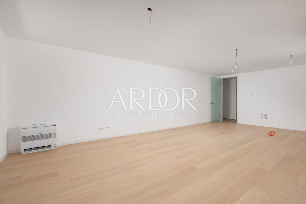 Appartamento Opatija - Centar, Opatija, 545m2