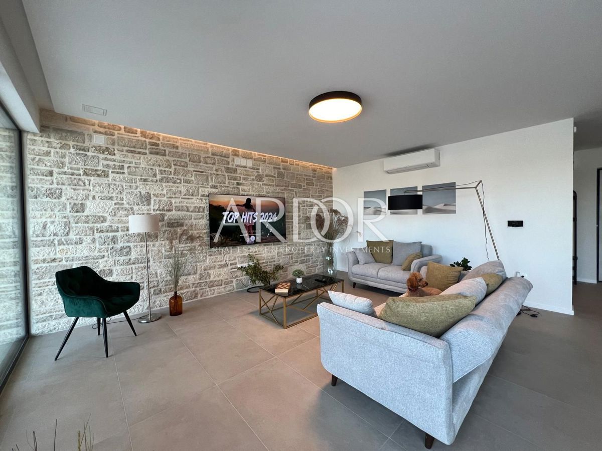 Casa Rovinjsko Selo, Rovinj, 225m2