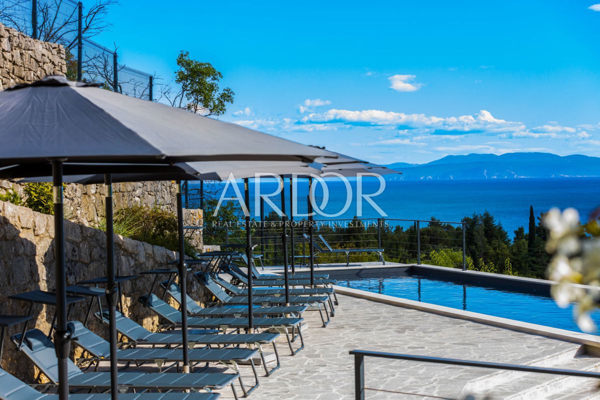 Appartamento Opatija - Centar, Opatija, 311m2