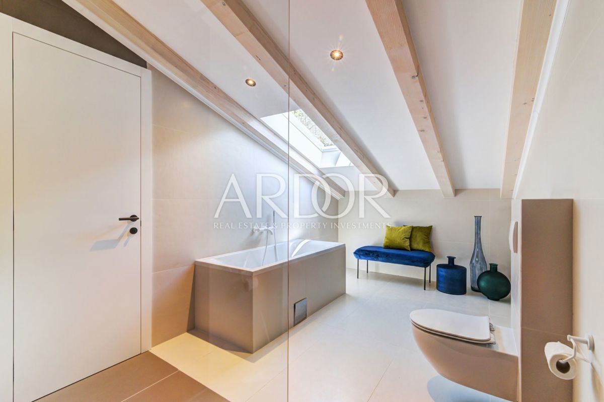 Appartamento Opatija - Centar, Opatija, 311m2