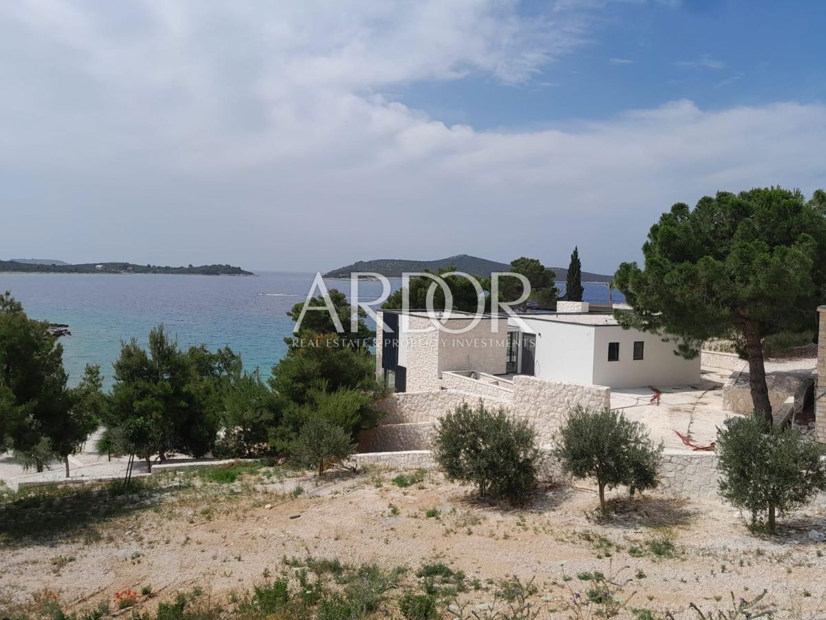 Villa Trogir, 334m2