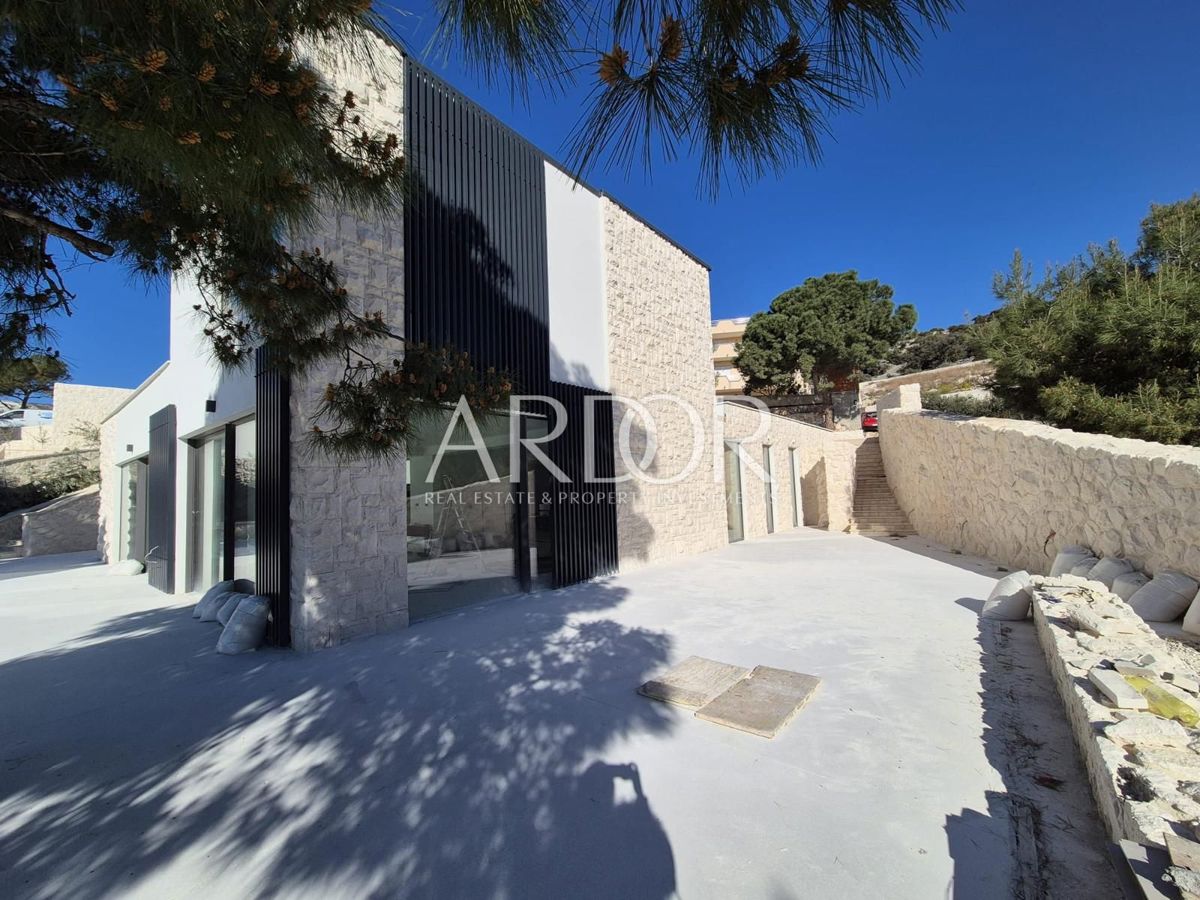 Villa Trogir, 334m2