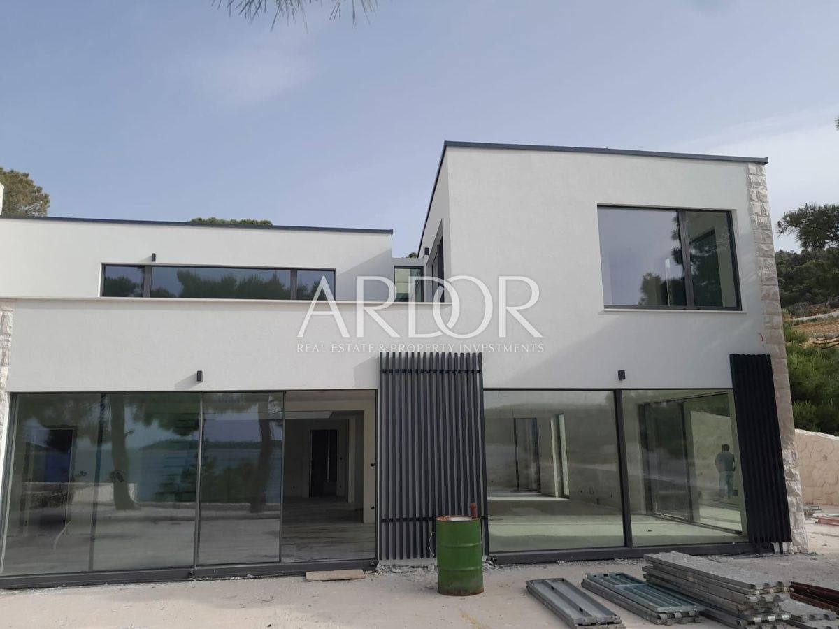 Villa Trogir, 334m2