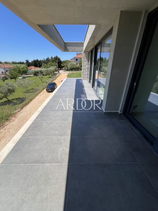 Villa Crveni Vrh, Umag, 180m2
