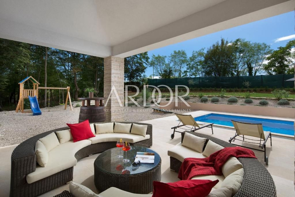 Casa Šumber, Sveta Nedelja, 300m2