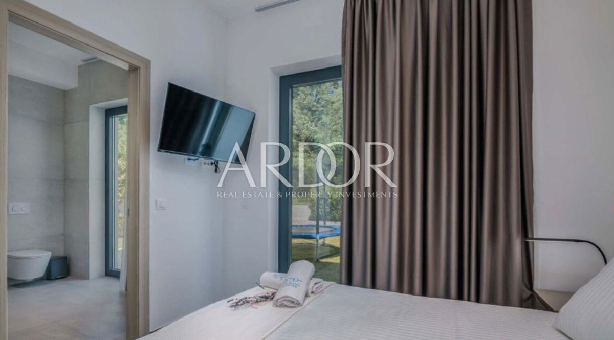 Villa Veprinac, Opatija - Okolica, 298m2