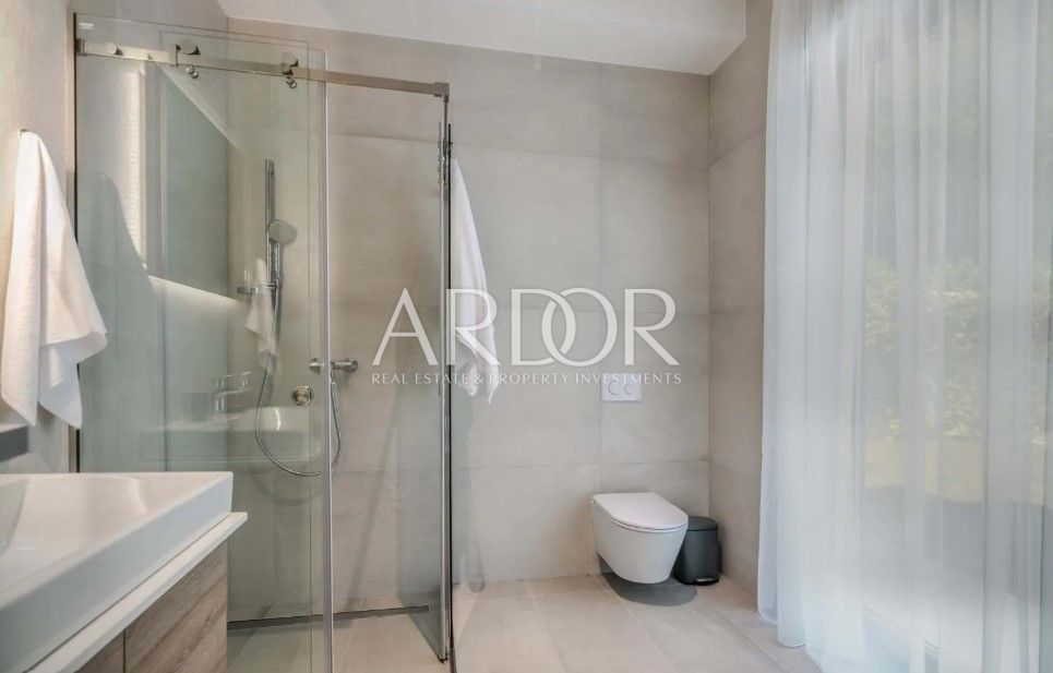 Villa Veprinac, Opatija - Okolica, 298m2