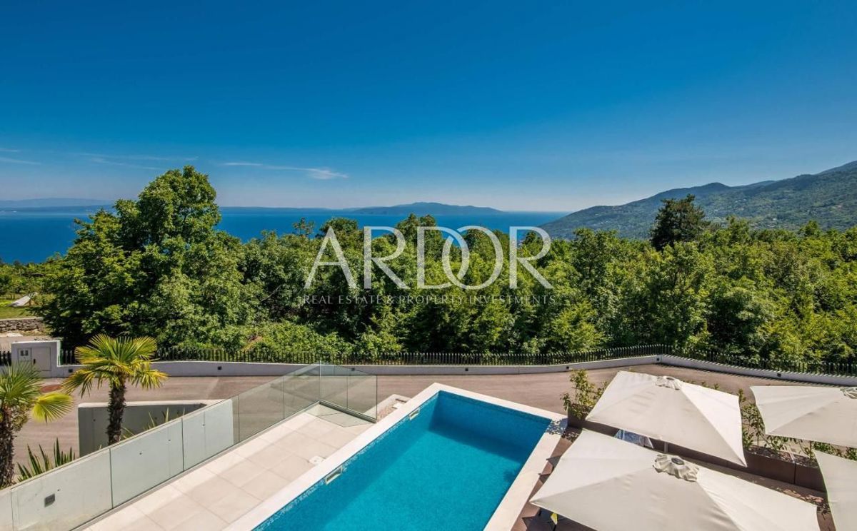 Villa Veprinac, Opatija - Okolica, 298m2