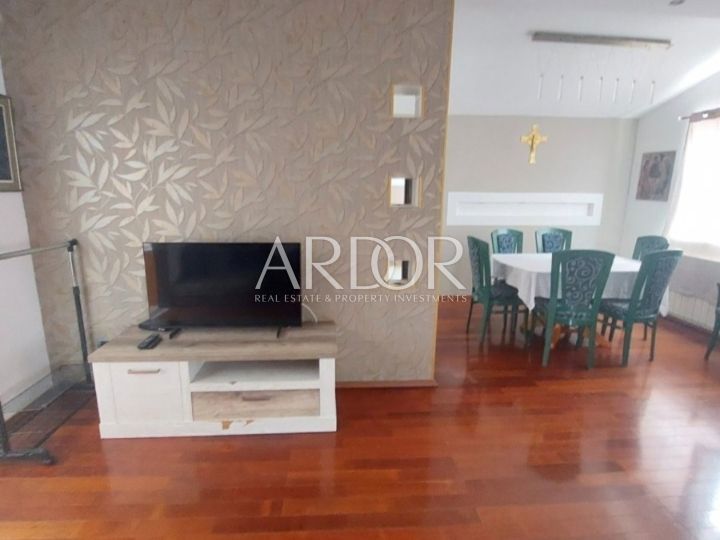 Appartamento Labin, 139m2