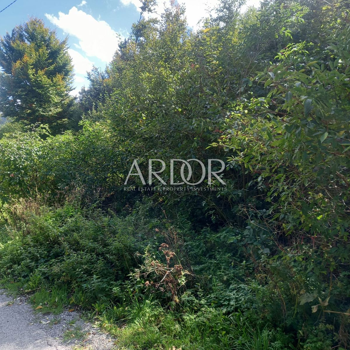 Terreno Sunger, Mrkopalj, 670m2