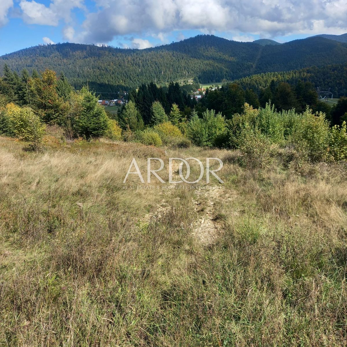 Terreno Sunger, Mrkopalj, 670m2