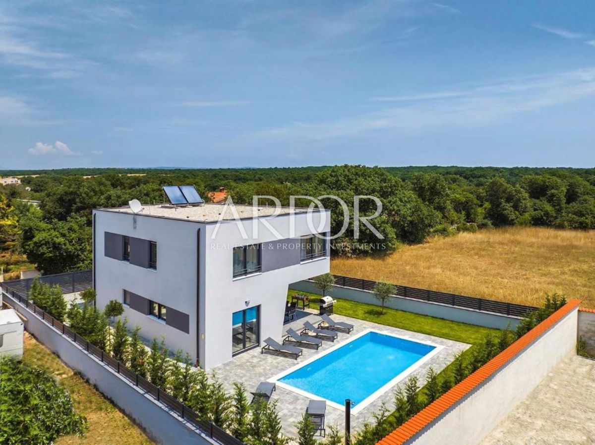 Casa Centar, Pula, 180m2