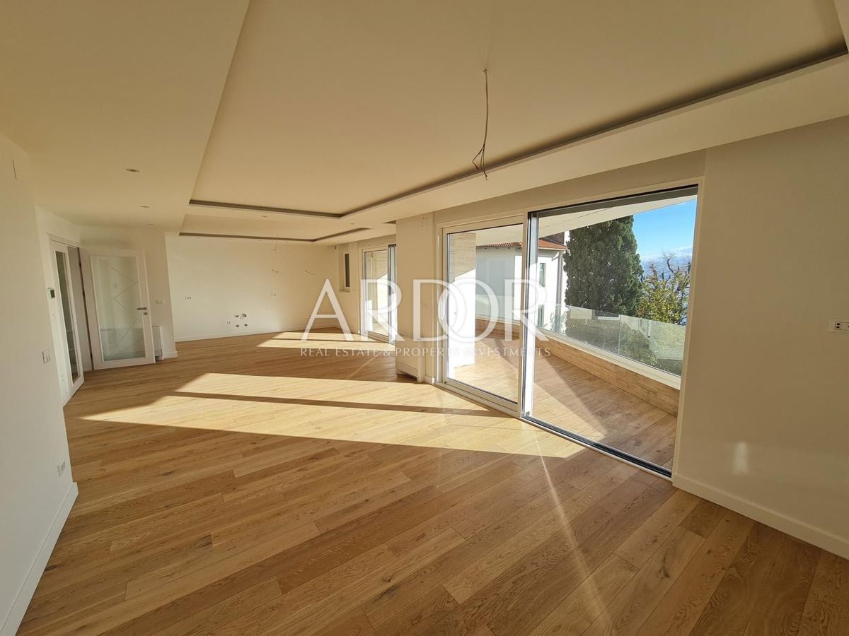 Appartamento Opatija - Centar, Opatija, 135,86m2