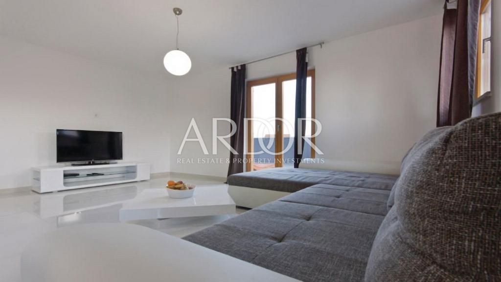 Casa Fažana, 780m2