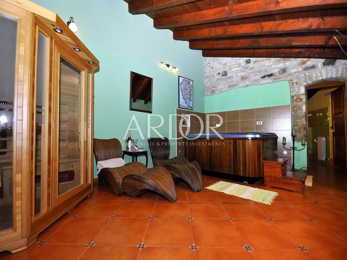 Casa Žminj, 400m2