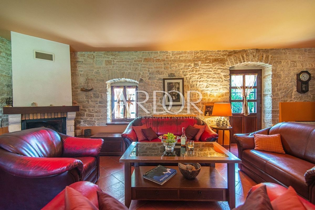 Casa Žminj, 400m2