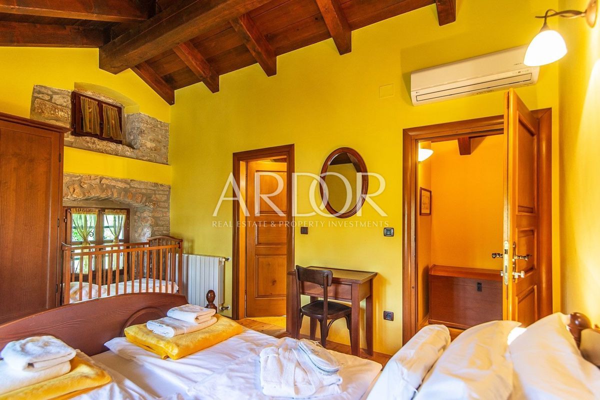 Casa Žminj, 400m2
