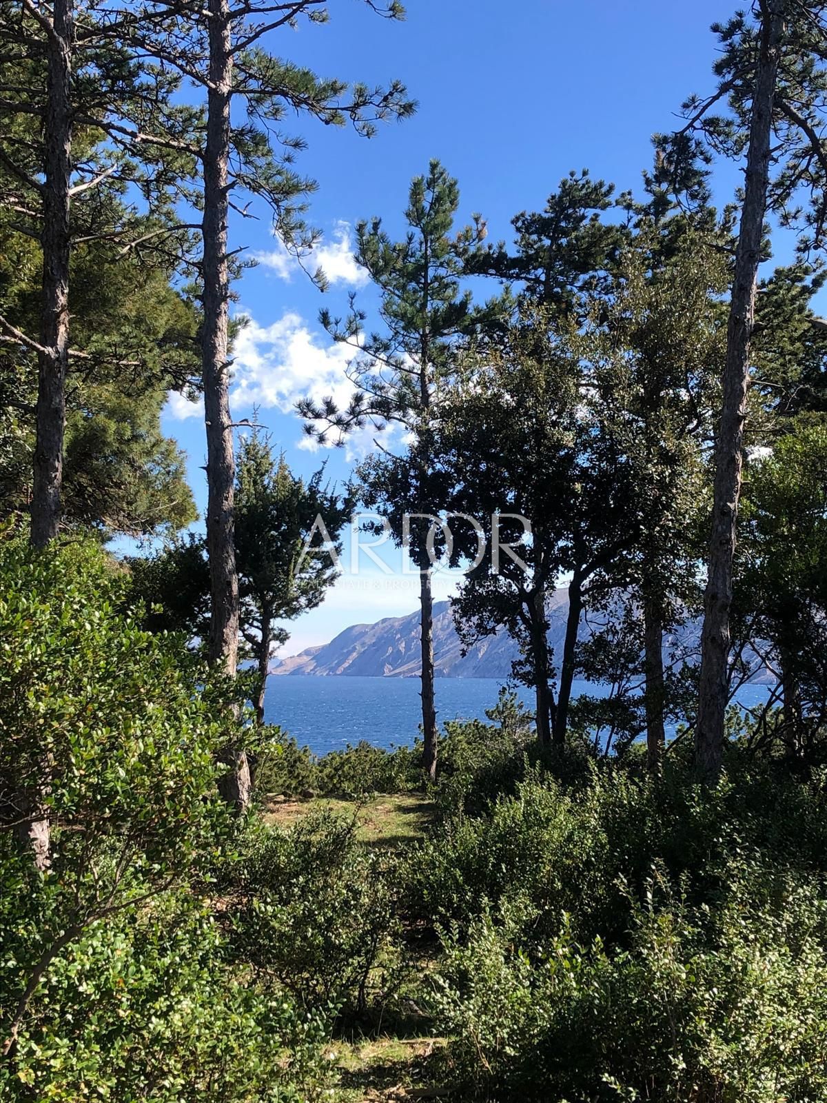 Terreno Lopar, Rab, 1.275m2