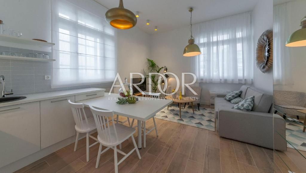 Appartamento Opatija - Centar, Opatija, 200m2