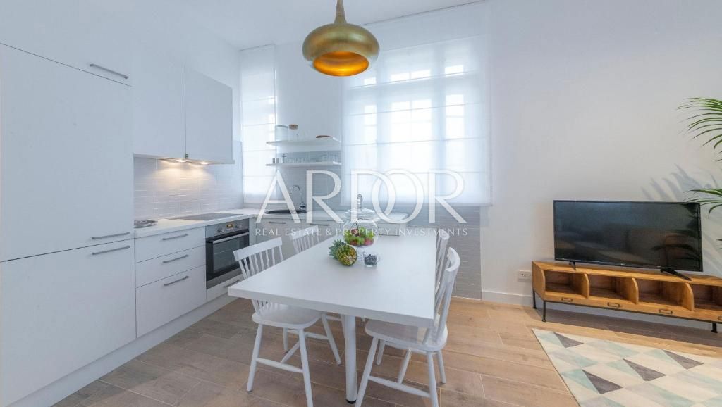 Appartamento Opatija - Centar, Opatija, 200m2