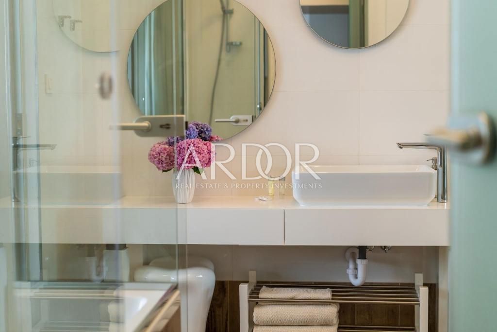 Appartamento Opatija - Centar, Opatija, 200m2