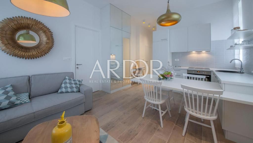 Appartamento Opatija - Centar, Opatija, 200m2