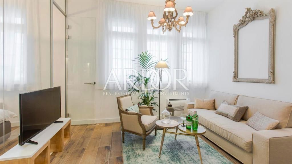 Appartamento Opatija - Centar, Opatija, 200m2